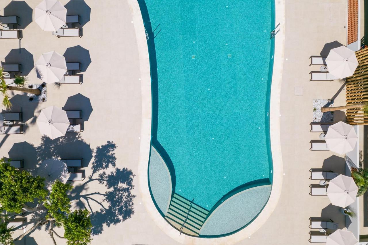 Utopia Blu Hotel Tigkaki  Ngoại thất bức ảnh
