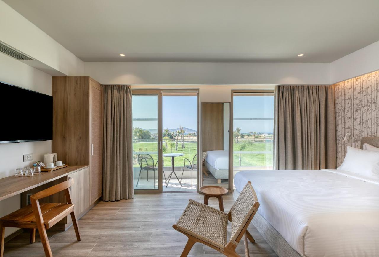 Utopia Blu Hotel Tigkaki  Ngoại thất bức ảnh