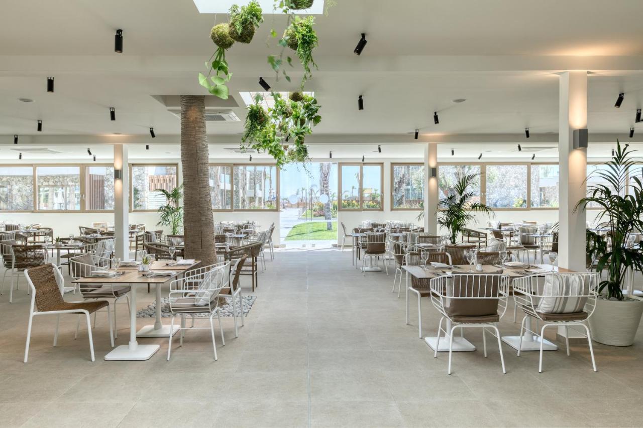 Utopia Blu Hotel Tigkaki  Ngoại thất bức ảnh