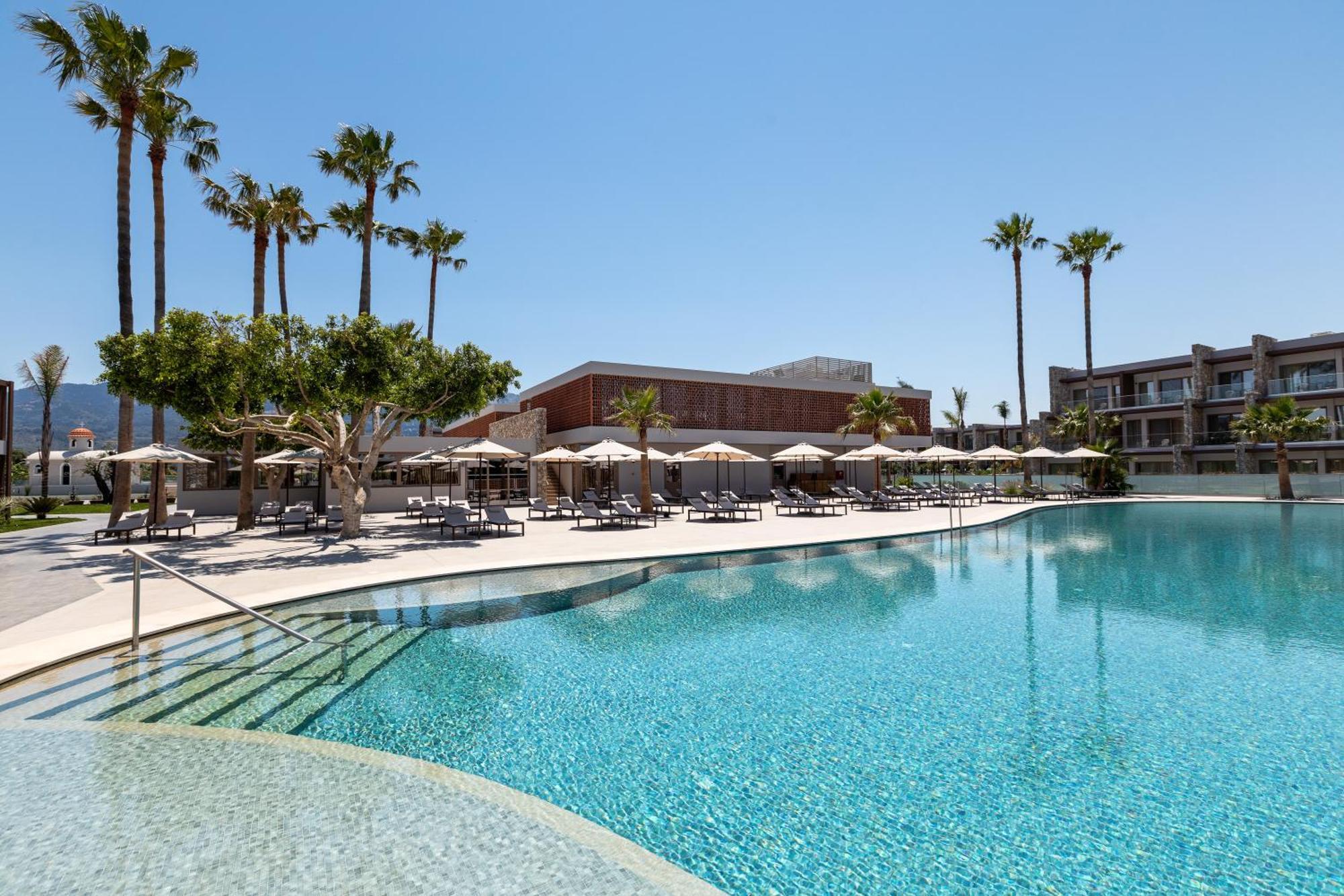 Utopia Blu Hotel Tigkaki  Ngoại thất bức ảnh