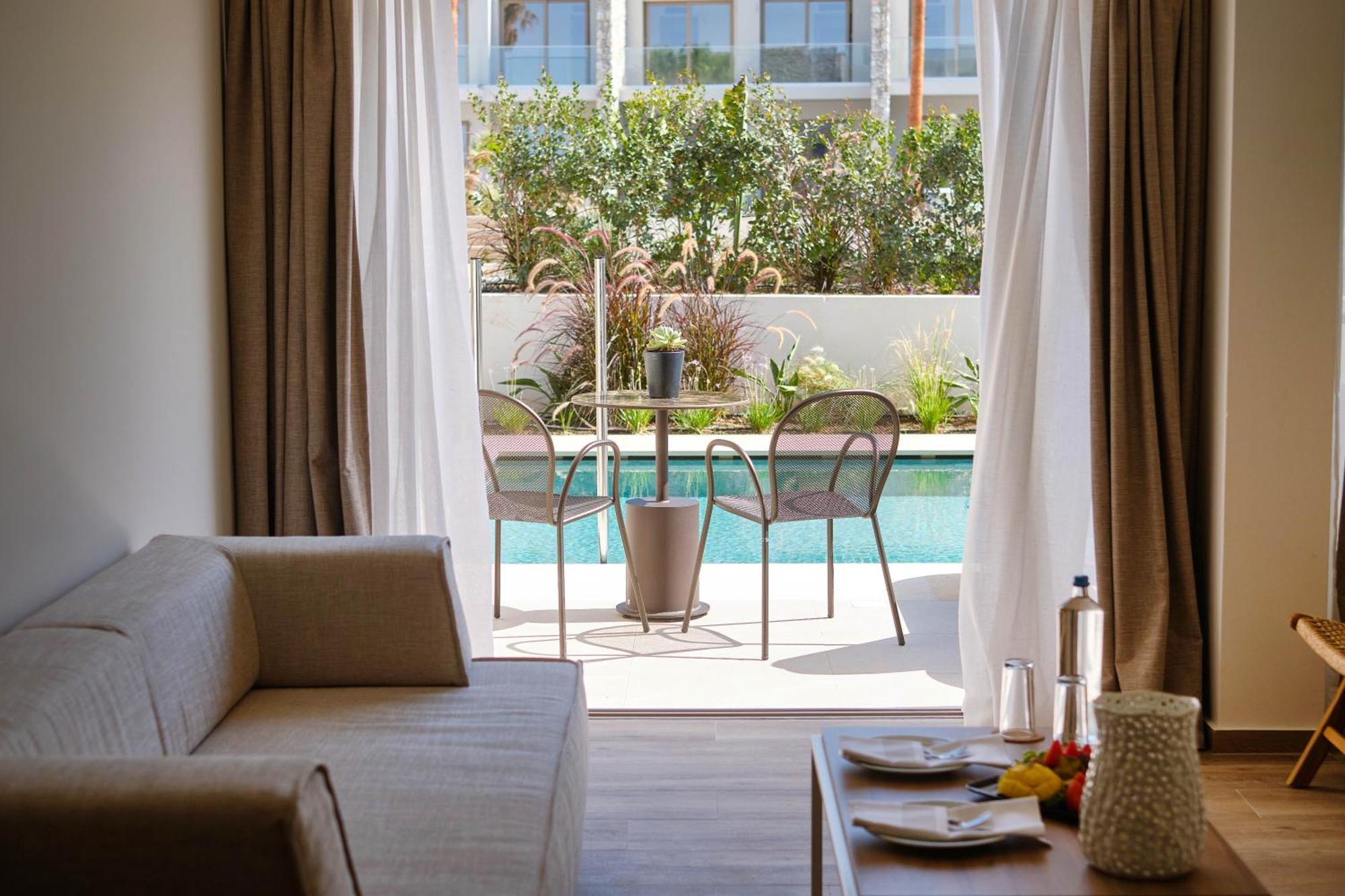 Utopia Blu Hotel Tigkaki  Ngoại thất bức ảnh