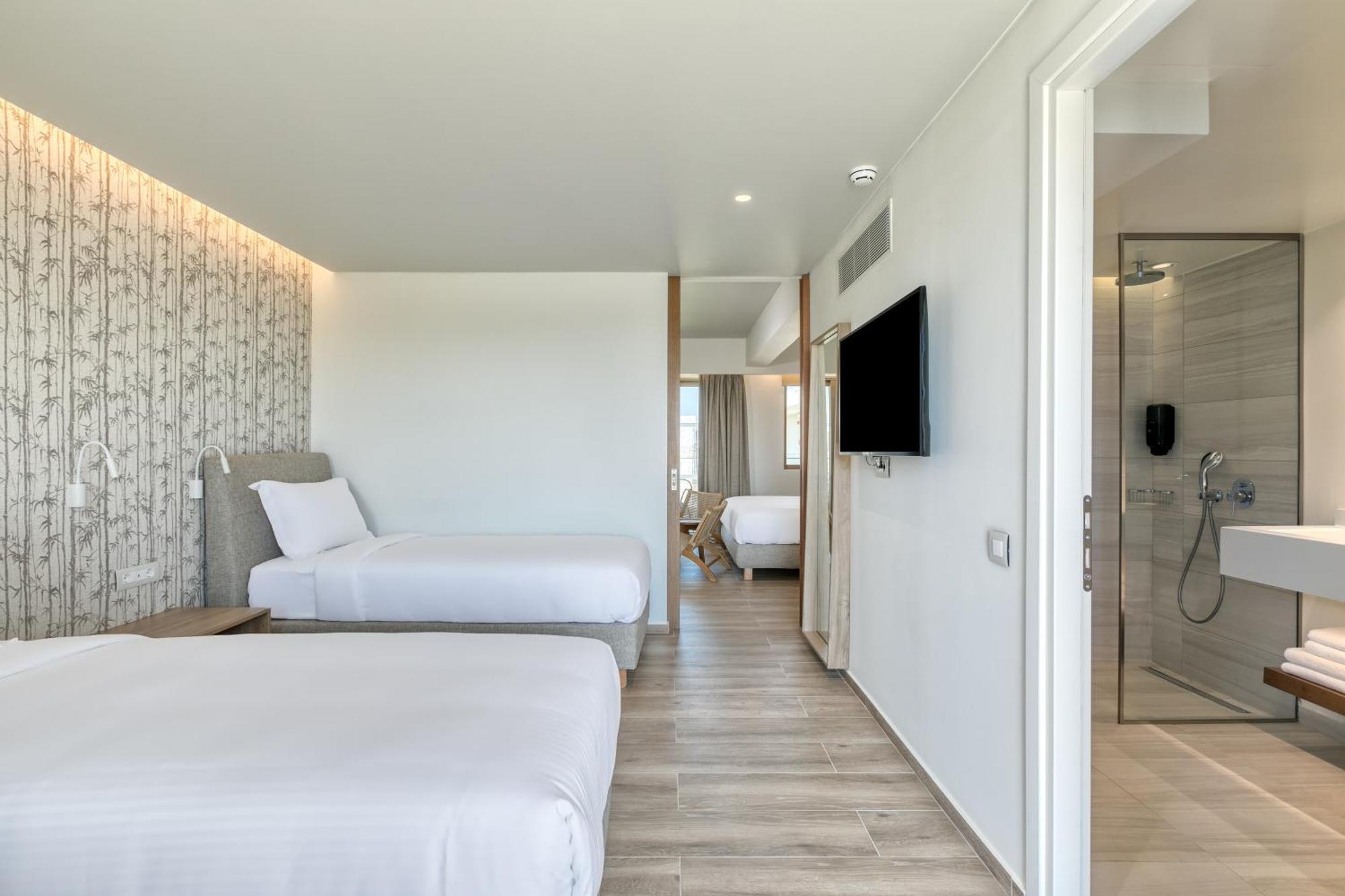 Utopia Blu Hotel Tigkaki  Ngoại thất bức ảnh